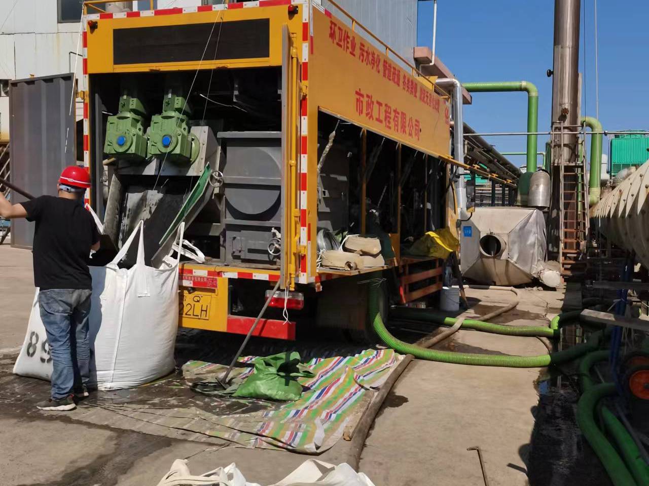 郴州淤泥压干处理